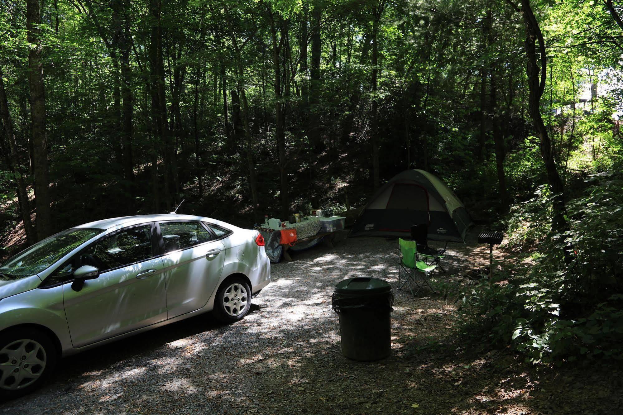 Linville Falls Campground, Rv Park, And Cabins Exterior photo
