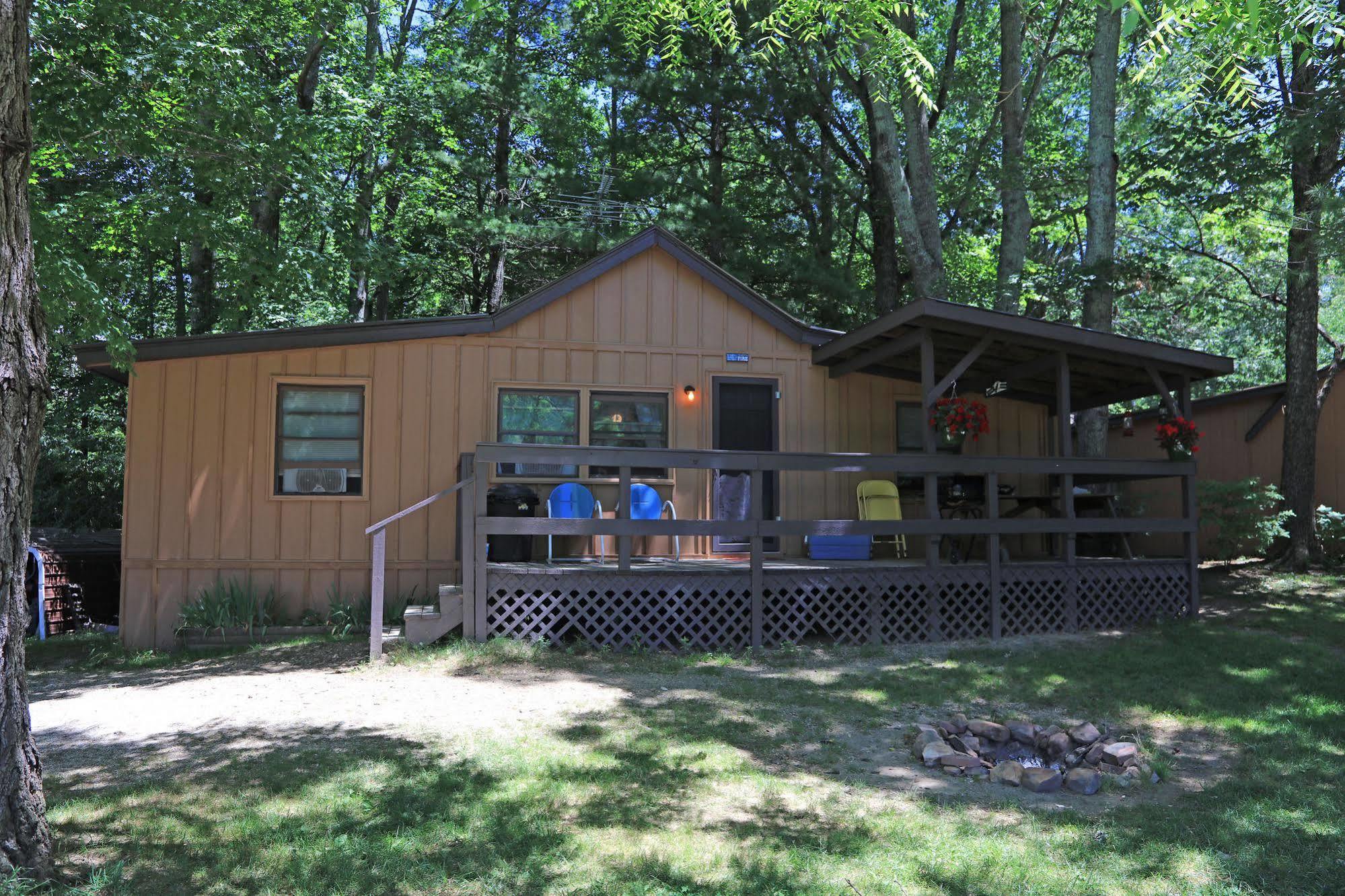 Linville Falls Campground, Rv Park, And Cabins Exterior photo